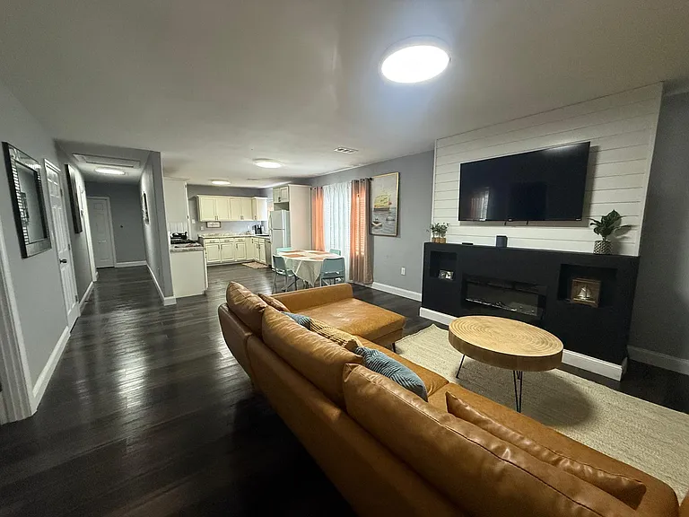 978 Speed St — Photo 12