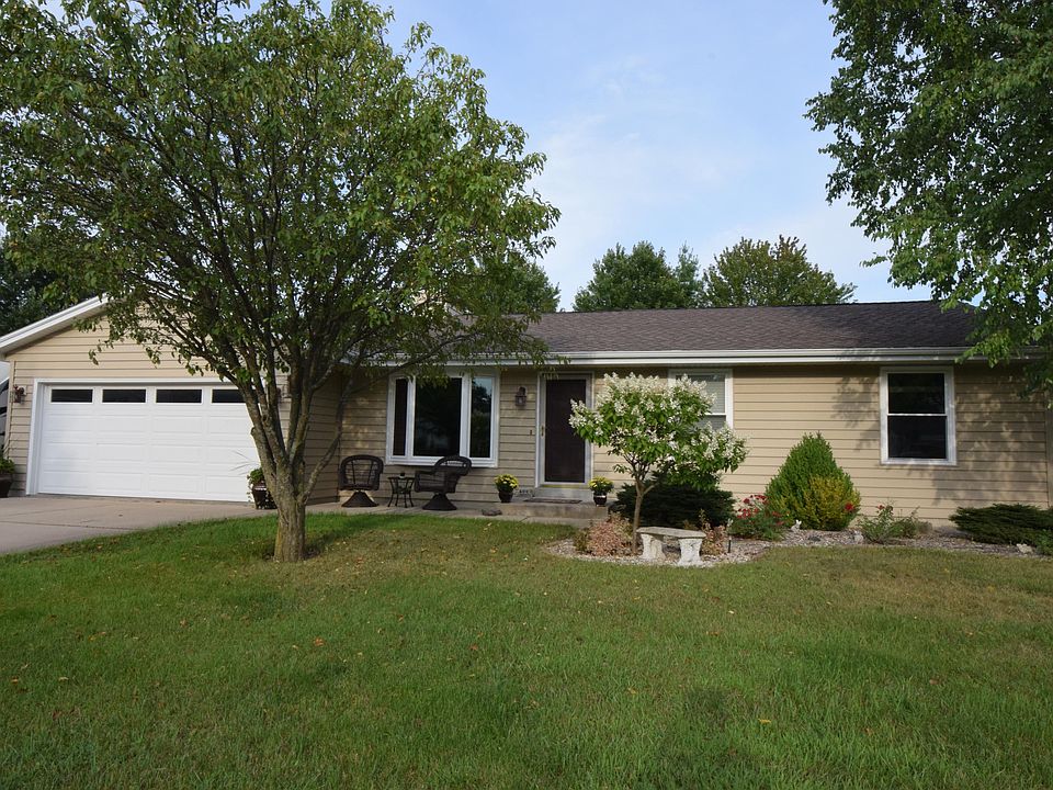 1st image of 409 Poplar Grove Dr