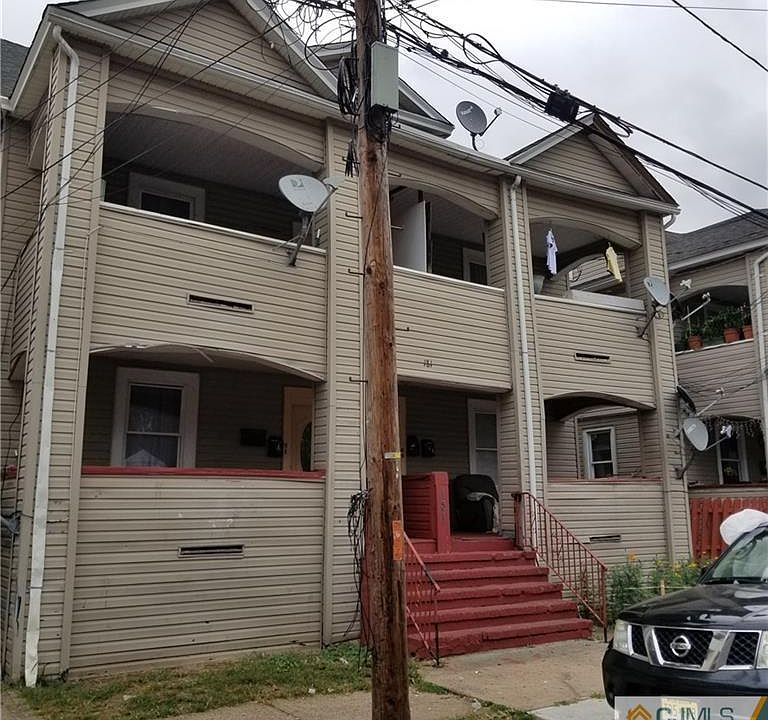 2nd image of 181 Lawrence St