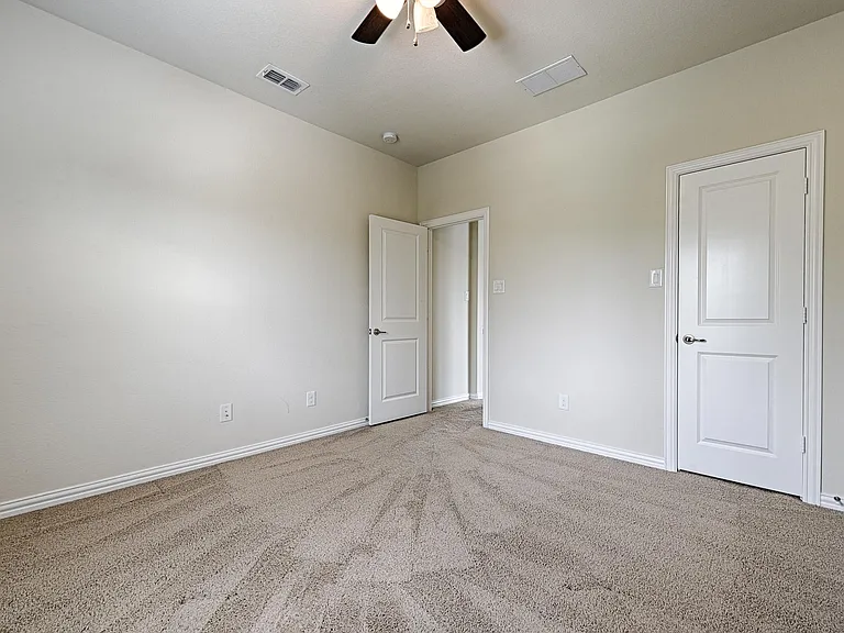1208 Uplands Dr — Photo 29