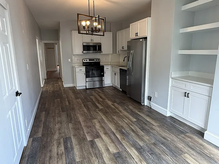 903 Saratoga St #2 — Photo 9