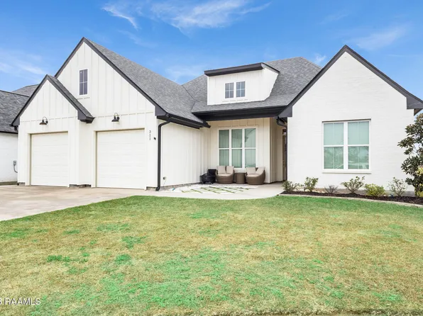 311 Buenos Aires Ave, Youngsville, LA 70592
