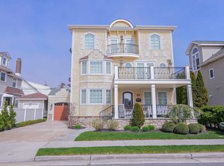 103 S Gladstone Ave, Margate, NJ 08402