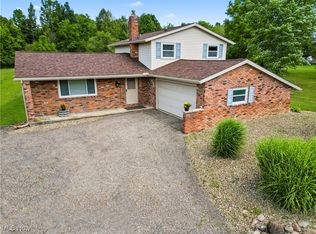 11262 Pekin Rd, Newbury, OH 44065