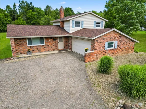11262 Pekin Rd, Newbury, OH 44065