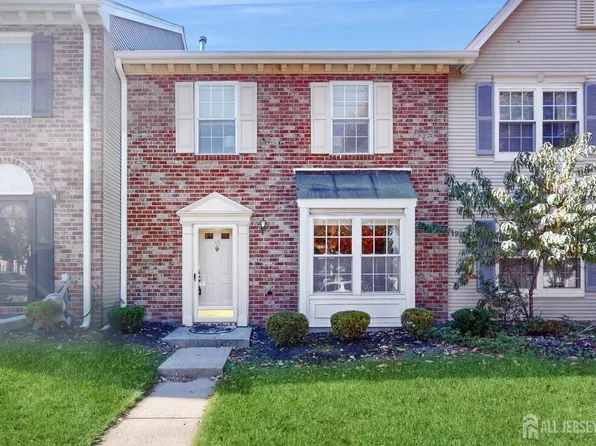 43 Albury Way, North Brunswick, NJ 08902