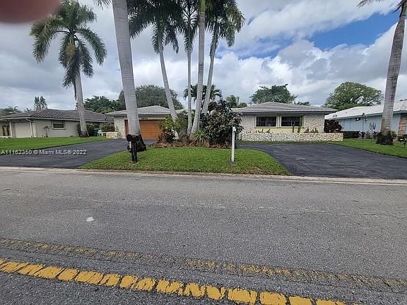 3rd image of 9973 NW 19th St #1