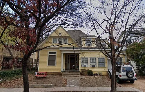 908 W 22nd St Photo 1