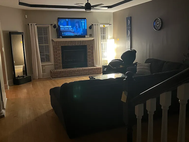 4108 Edward Hyde Pl — Photo 2