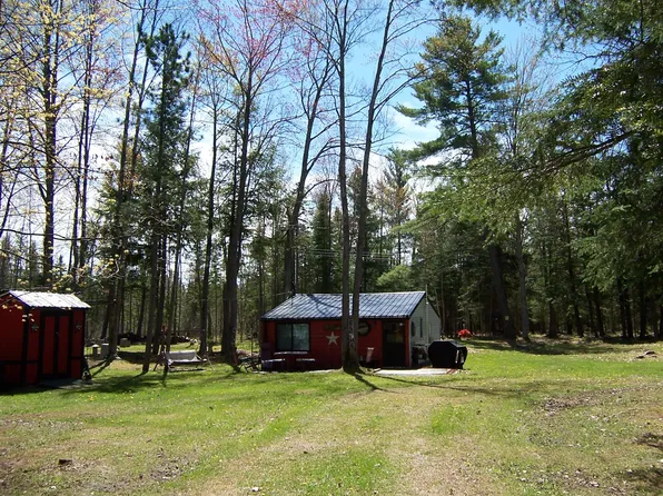 314 E Russell Lake Rd, Roscommon, MI 48653