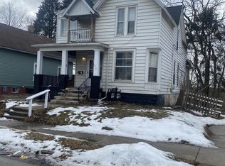 428 Cliff Ave, Racine, WI 53404