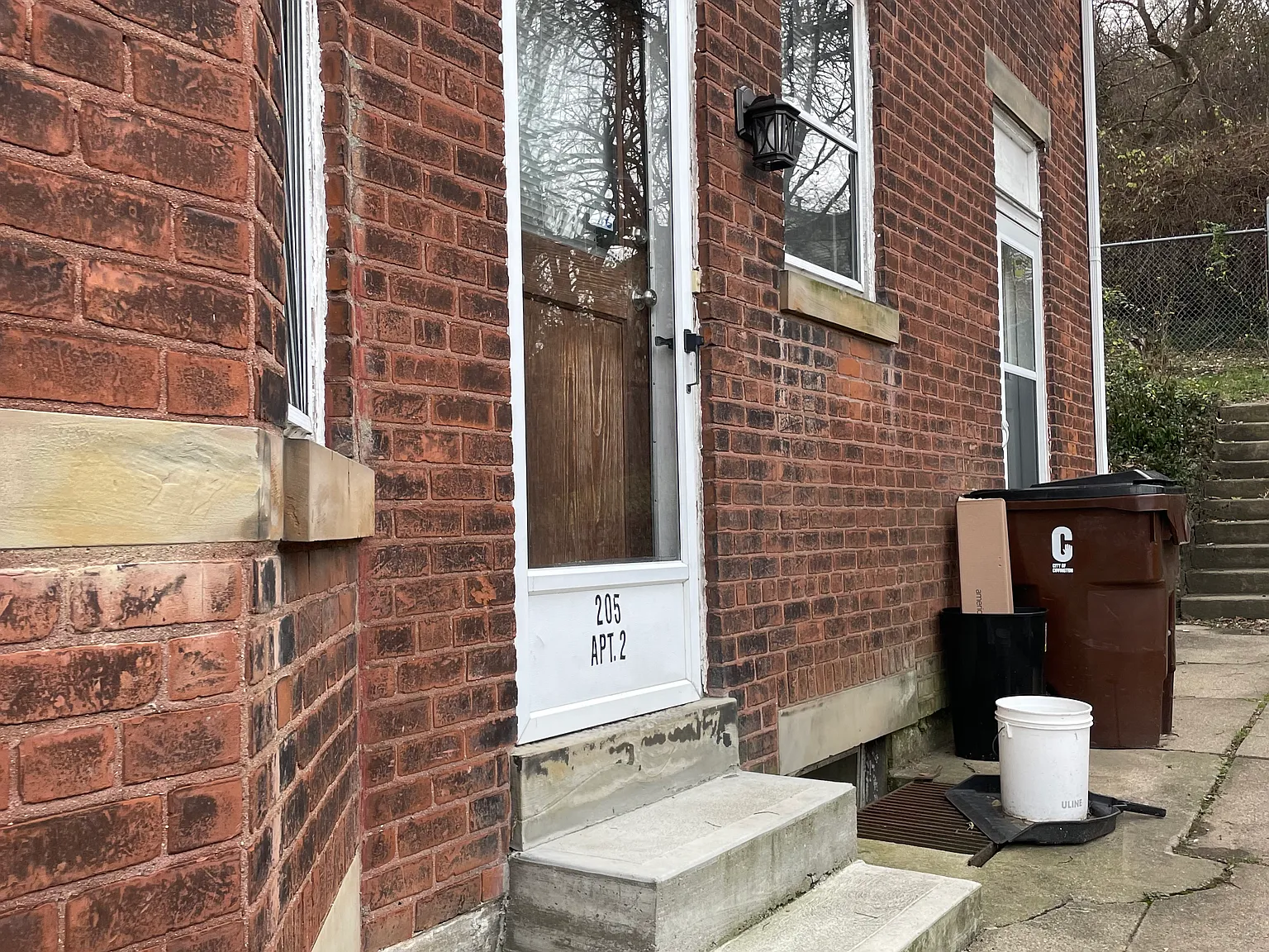 2 bed, $1,200 — Photo 2