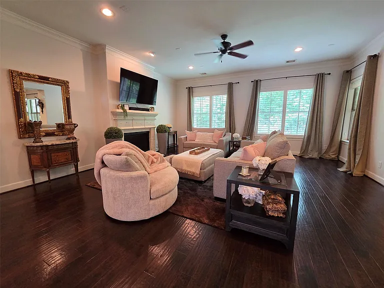 8811 Van Allen Dr — Photo 9