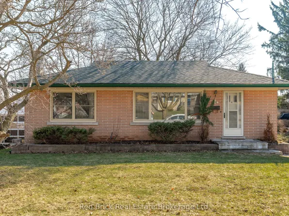 38 Dumbarton St, Guelph, ON N1E 3T3