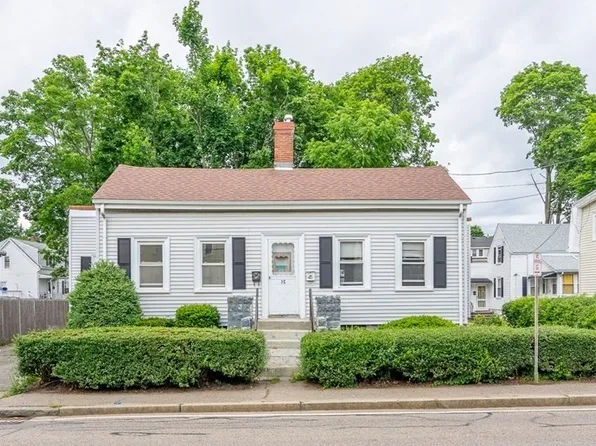 35 Water St, Quincy, MA 02169