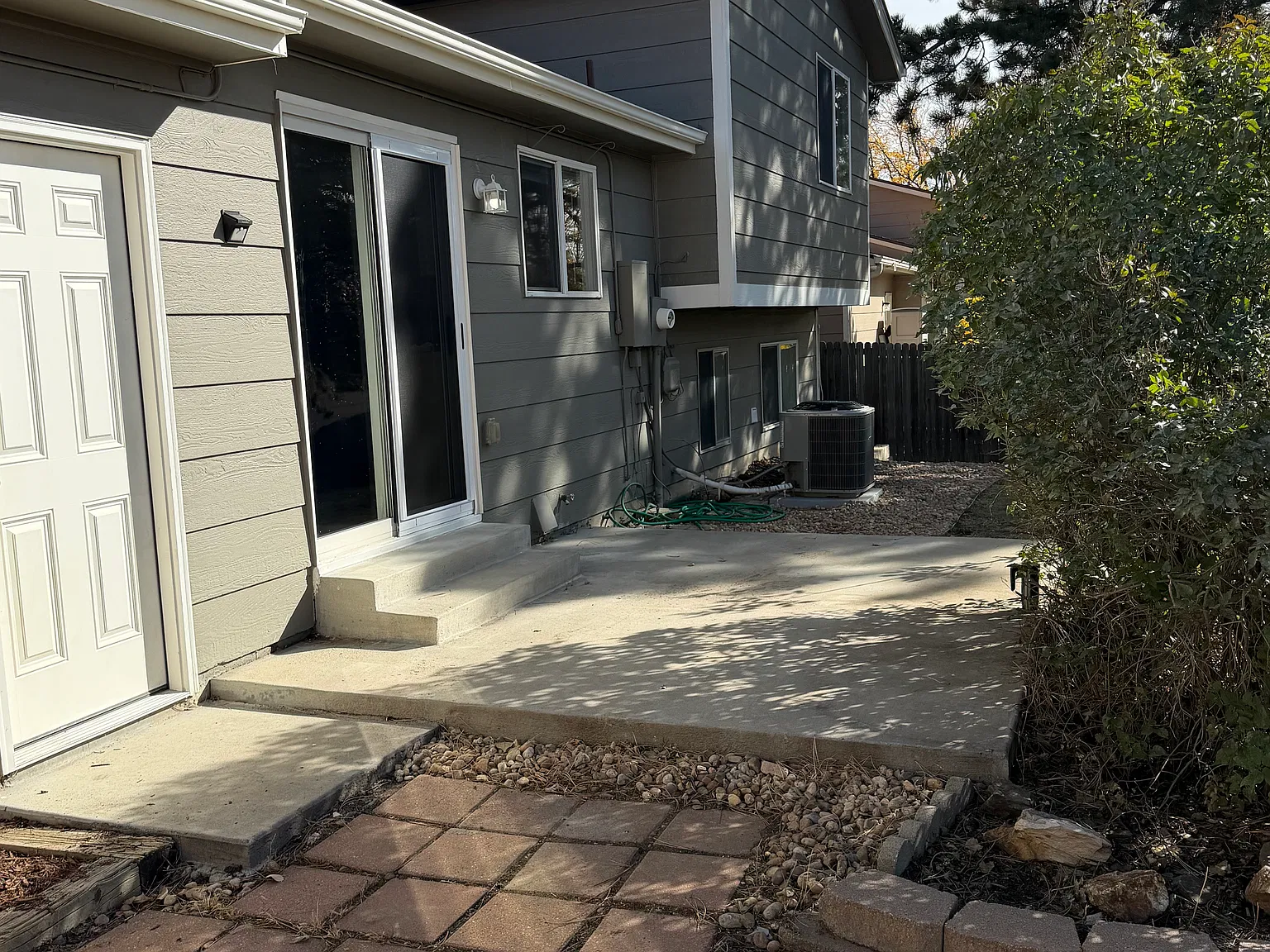3 bed, 1320 sqft, $2,600 — Photo 4