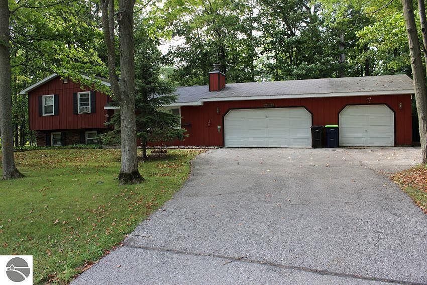 1st image of 6217 Peggy Ln