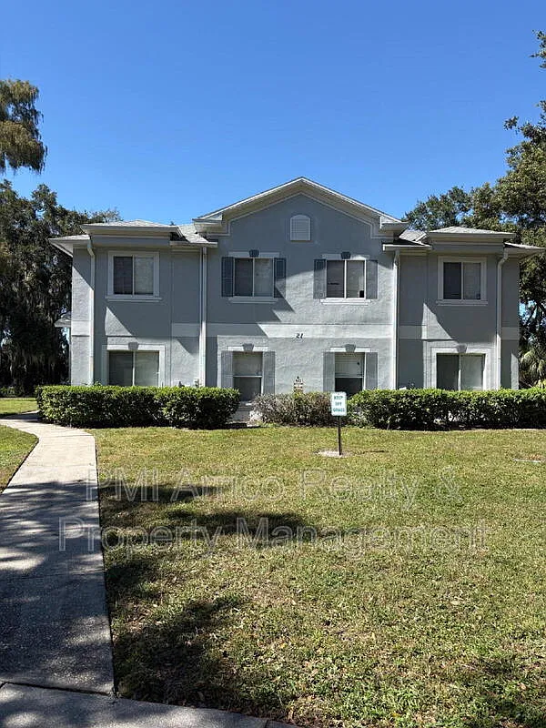 3 bed, 2.0 bath, 1364 sqft, $1,750 — Photo 1