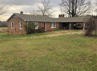 974 Christian Home Ch Rd, Traphill, NC 28685