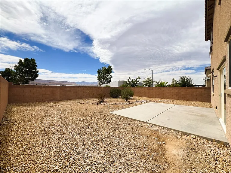 6423 Pochman Mesa St — Photo 78