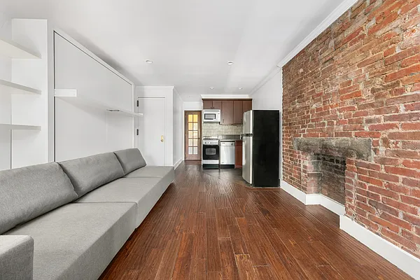 Rented by Brown Harris Stevens | media 7