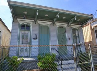 3638 Laurel St, New Orleans, LA 70115