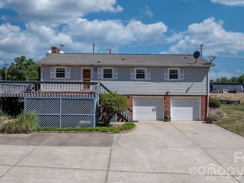 1st image of 65 Pinewood Rd