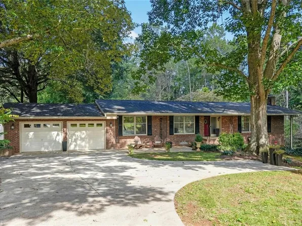 753 Gibson Rd, Mebane, NC 27302