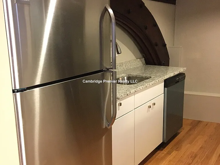 17 Bow St #33 — Photo 2