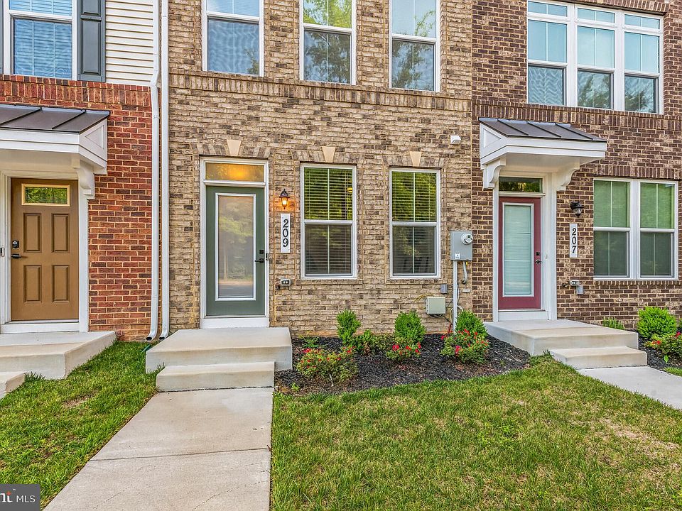 209 Garrett A Blvd, Hyattsville, MD 20785 Zillow
