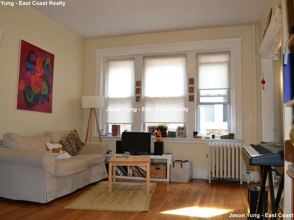 228 Kelton St, Allston, MA