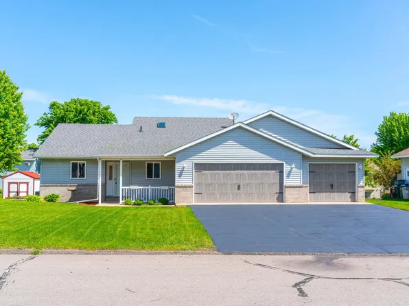 209 Walnut Cir, Cold Spring, MN 56320