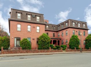 23 Sterling St APT 5, Clinton, MA 01510