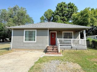 318 W Seneca St, Tahlequah, OK 74464