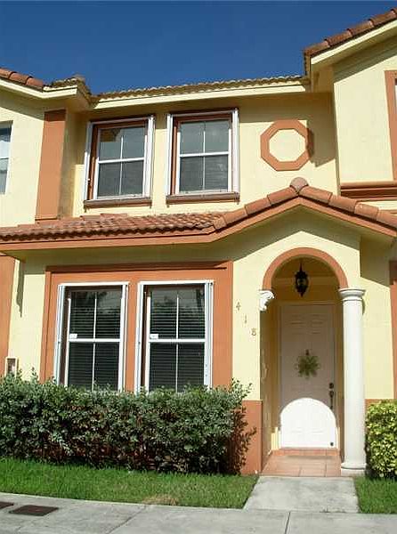 1st image of 5400 NW 107th Ave APT 418