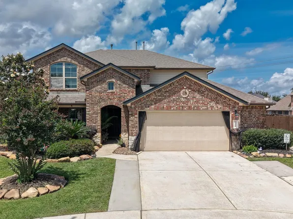 3911 Summerlin Ct, Baytown, TX 77521