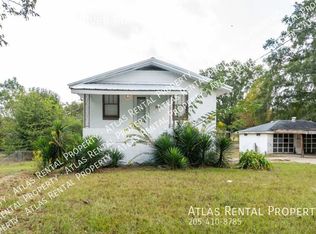 5742 Warrior River Rd, Bessemer, AL 35023