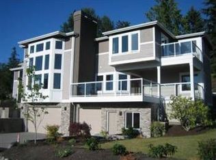 17035 76th Ave W, Edmonds, WA 98026