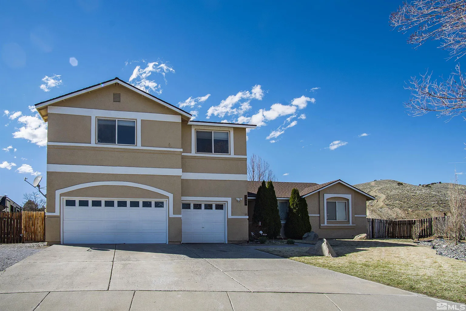 3945 Rainier Ct photo 1