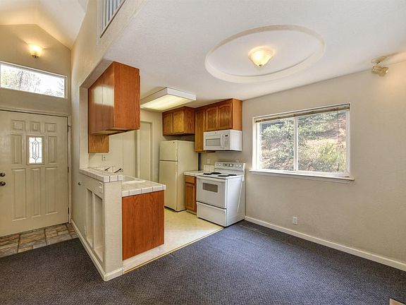 3rd image of 2832 Bedford Ave