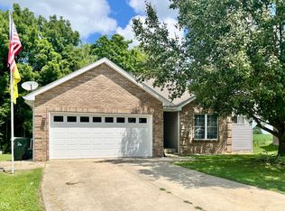 1610 Liberty Way, Hope, IN 47246