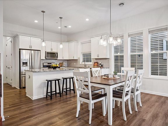 5th image of 8090 Arrowwood Ln N
