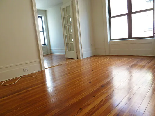 Rented by DSA Realty | media 27