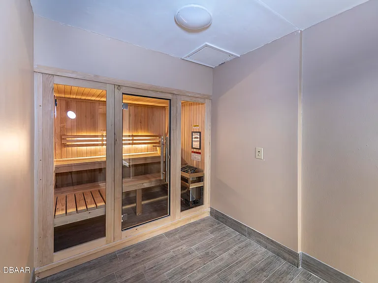 935 N Halifax Ave #410 — Photo 25