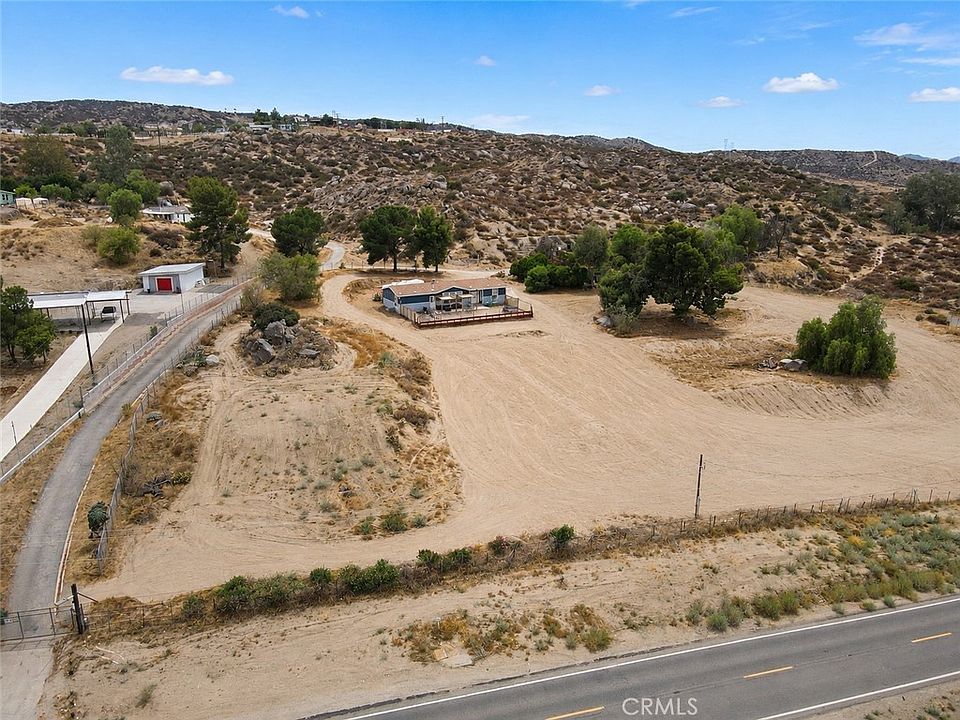 1st image of 22701 Juniper Flats Rd