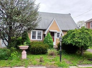 135 S Market St, Elysburg, PA 17824