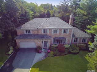 62 The Waterway, Manhasset, NY 11030