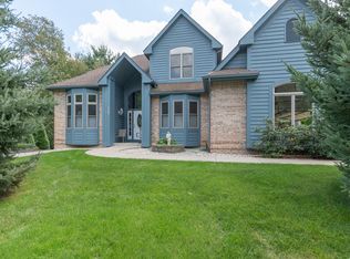 5287 Saddle Club Dr, Kalamazoo, MI 49009