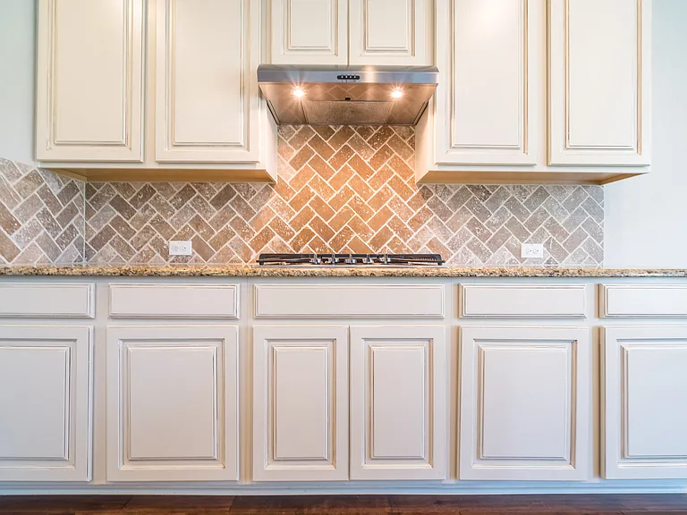 3905 Cozy Pine Dr — Photo 9