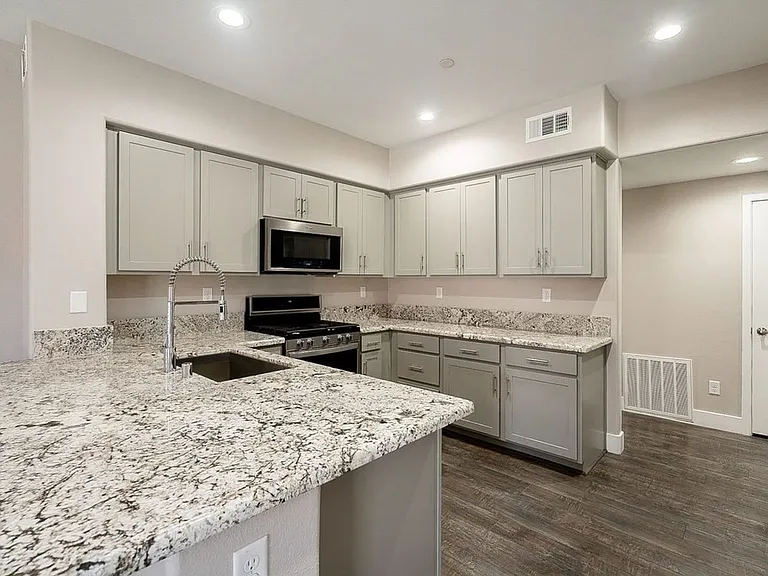 845 Pantara Pl #1104 — Photo 10
